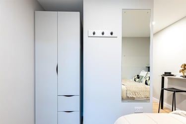 1 bed studio, Jocelyn Square, Merchant City, Glasgow, G15JY - Image 2